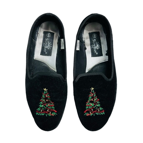 Vintage Loafers Flats Christmas Holiday Black Velvet Embroidered Women’s Size 6 - Picture 2 of 6